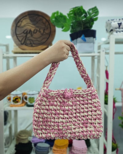 SINTA Crochet Handbag