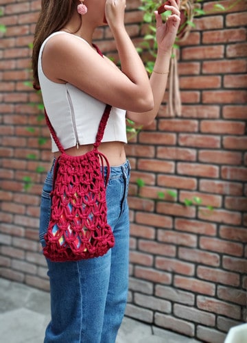 TIMPI pouch sling bag