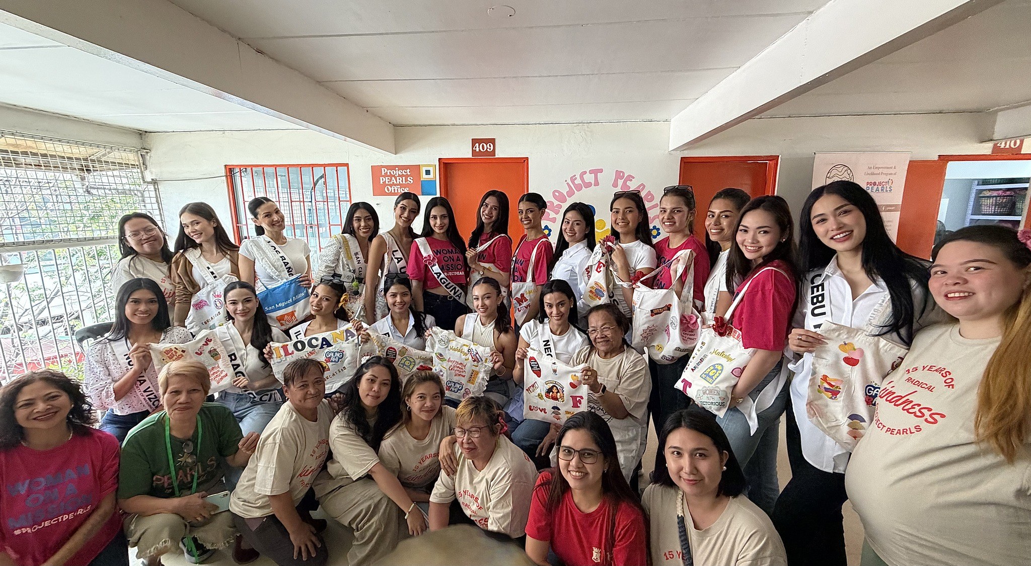 Project PEARLS community volunteers