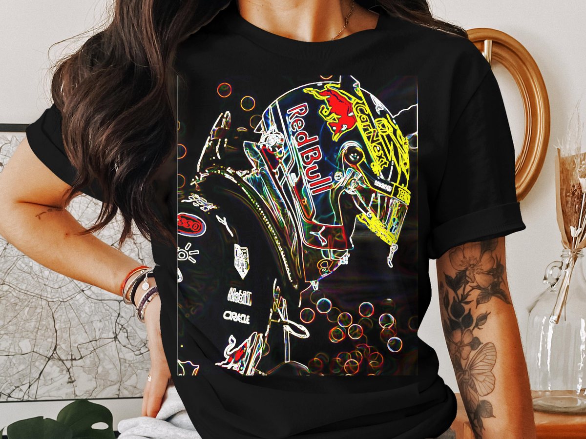 Racing Driver Helmet T-Shirt: Formula 1 Fan Apparel