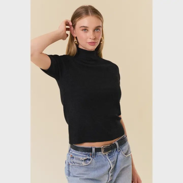 Mock Neck half sleeve sweater