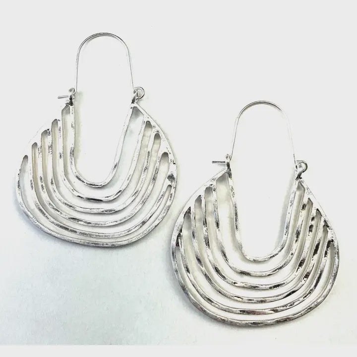 Boho Lines Latch Hoop/Silver