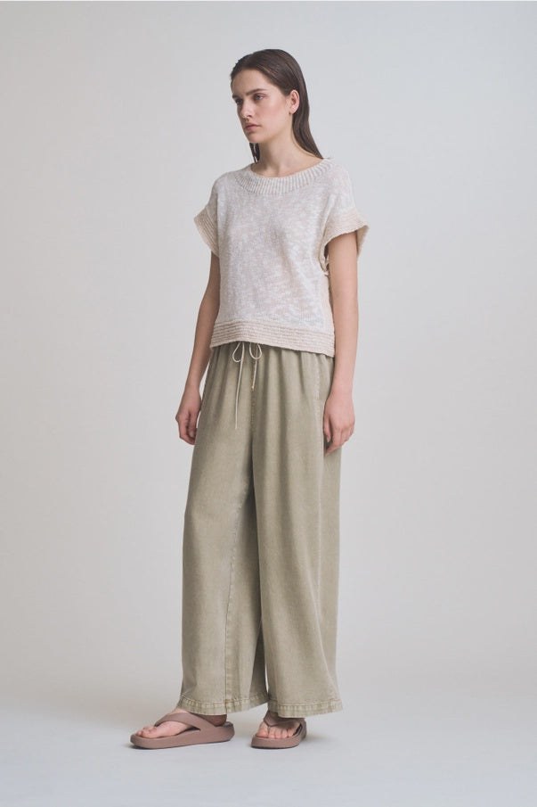 Drop shoulder Overlap seam Natural