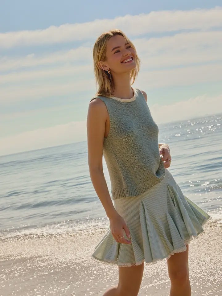 Round neck sage/ cream sweater tank