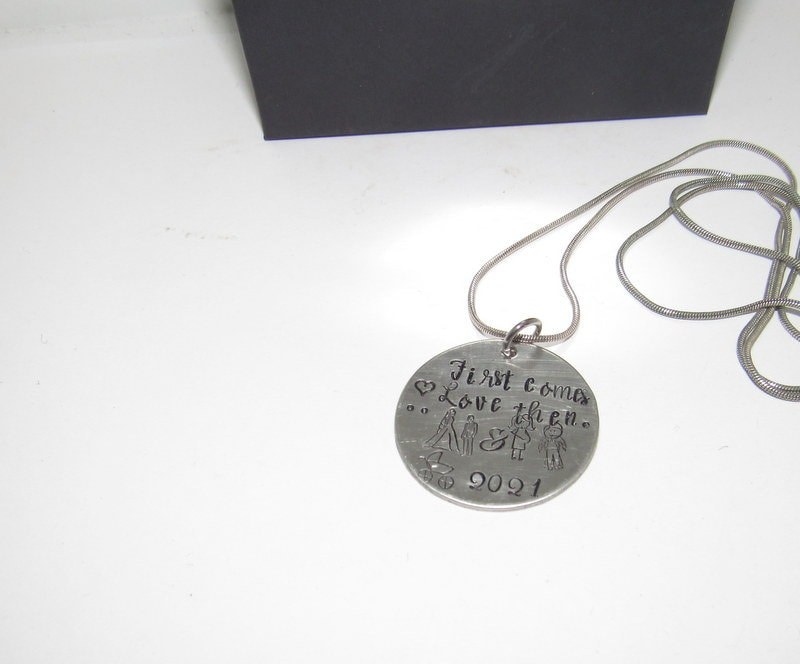 pregnancy's announcement gift, mom to be necklace, stamped necklace for mom, personalized baby announcement gift, baby shower gift, view 3