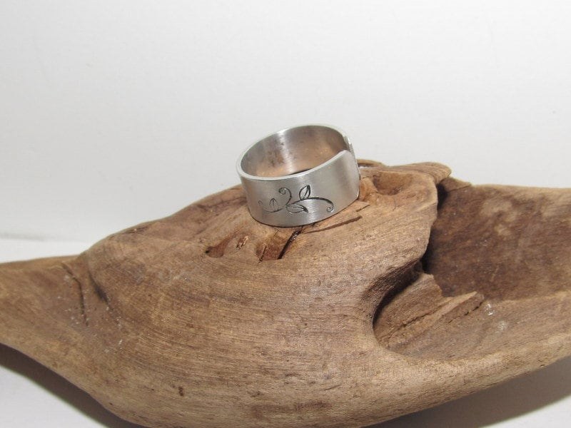 Hibiscus Adjustable stamped ring, flower lover aluminum ring, inspiration rings, adjustable silver ring, stamped jewelry,, view 3