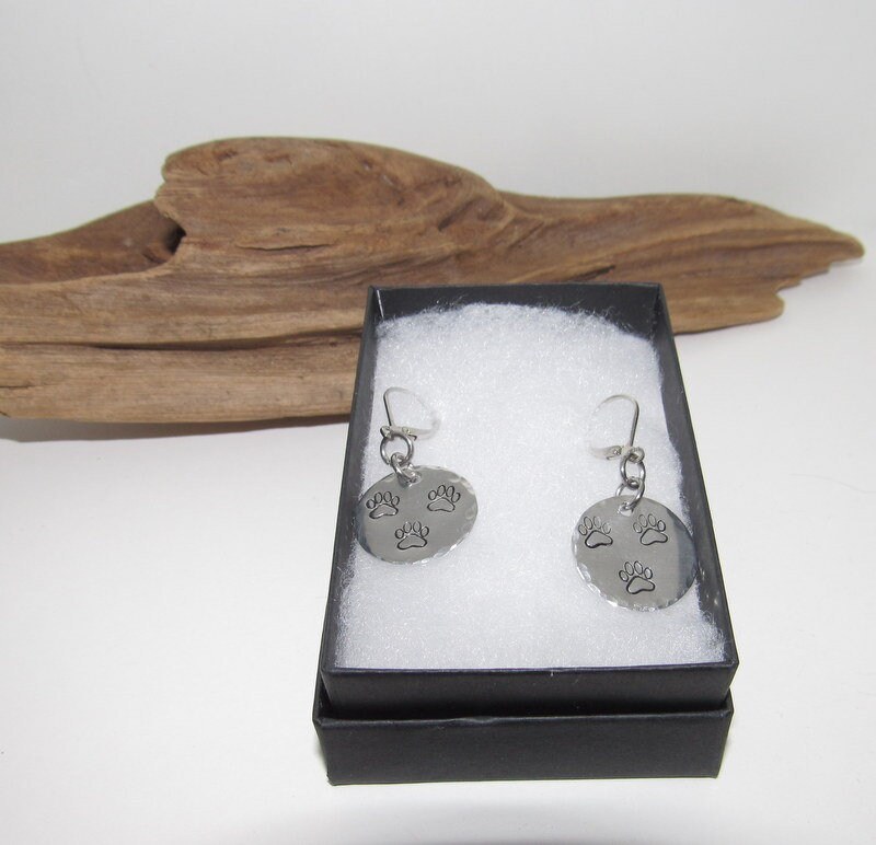 Custom personalized paw print earrings, dangle drop Dog mom earrings, pet lover gifts for her, puppy mom gifts, custom hand stamped jewelry, view 2