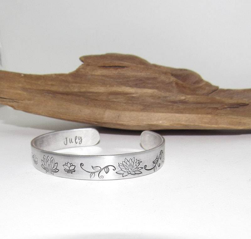 July Birth flower bracelet, stamped jewelry, personalized jewelry, brides maids gifts, nature flower jewelry, view 5
