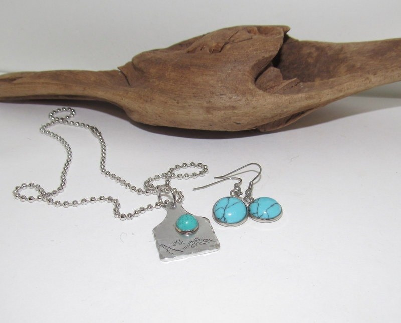 Initial necklace and earring set , personalized necklace pendant, Boho western theme necklace, western jewelry for her, pendant necklace, view 3