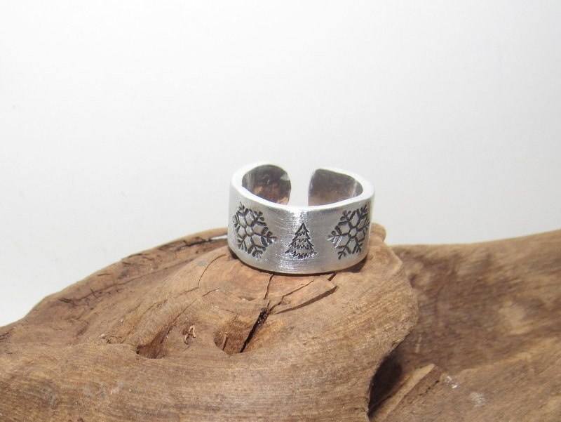 Christmas snow flake ring with trees, adjustable ring ,stamped ring, stocking stuffer ring, view 6