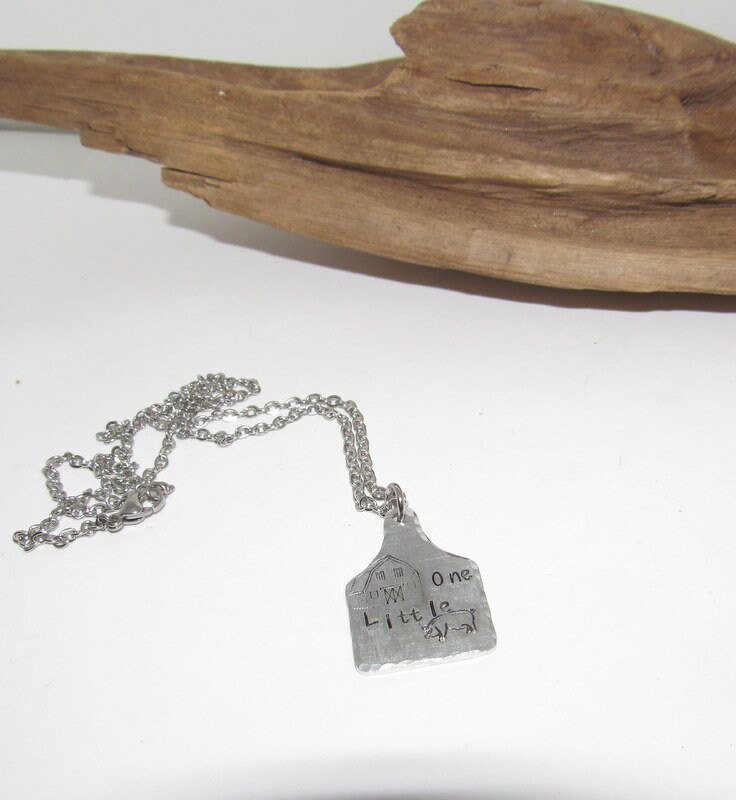 Life on the farm Barn yard piggy necklace , personalized necklace pendant, piggy necklace, western jewelry for her, pendant necklace
