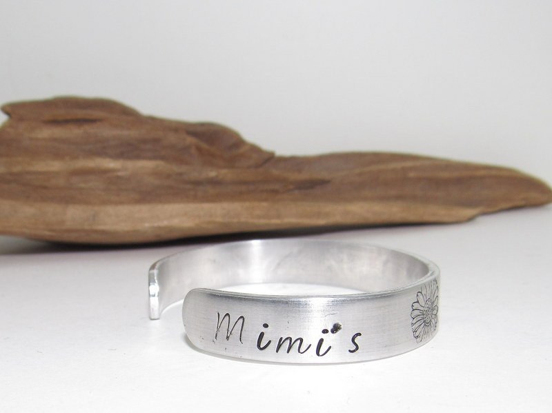 Sterling silver Mothers flower bracelet, Kids birth month flower, personalized hand stamped jewelry, gift for mom , flower jewelry, view 8