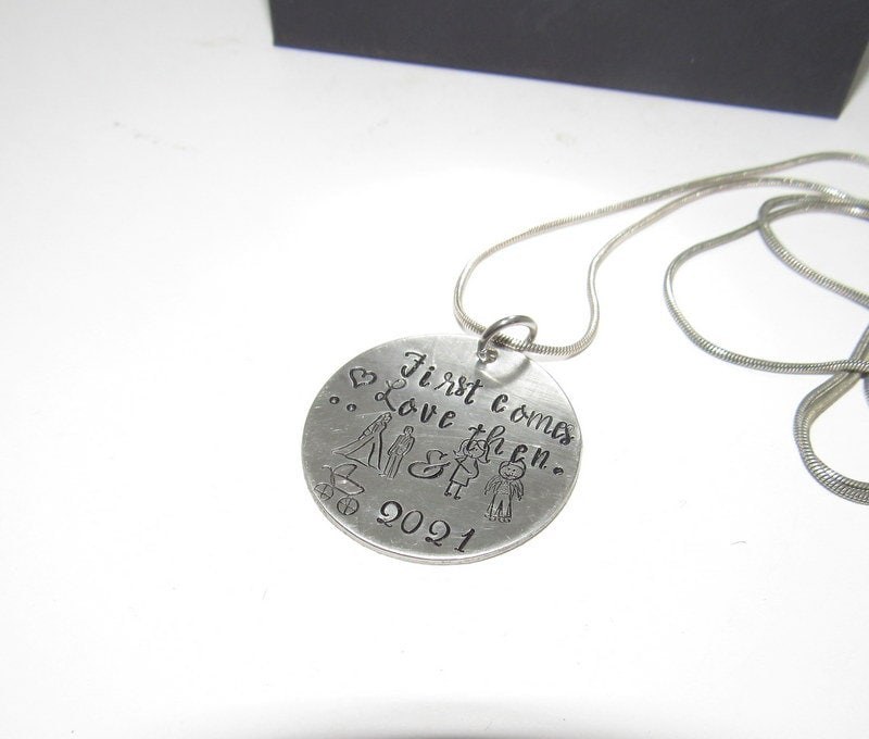 pregnancy's announcement gift, mom to be necklace, stamped necklace for mom, personalized baby announcement gift, baby shower gift, view 4