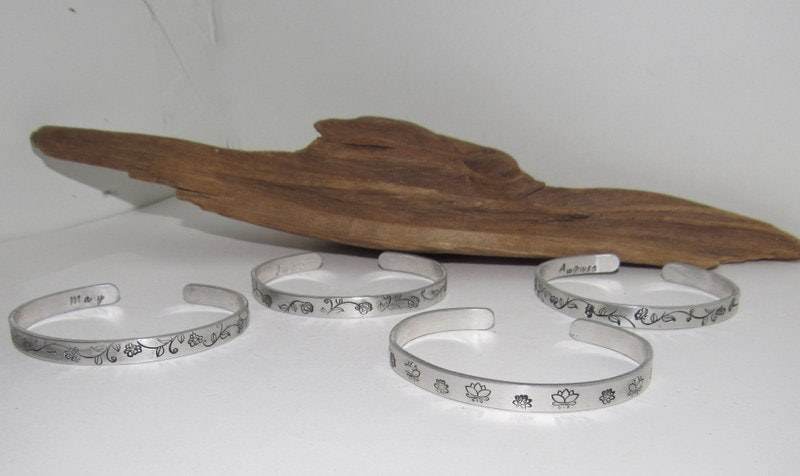 Augst skinny Birth flower bracelet, Mothers day gift, stamped personalized jewelry, brides maids gifts, nature flower jewelry, view 4