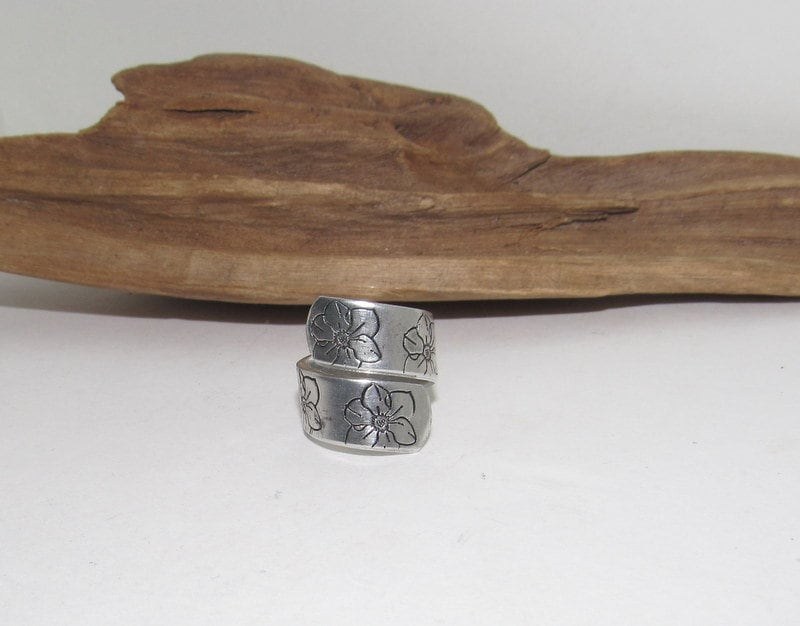 Customizable Birth Flower Rings for Mom, Personalized Jewelry Gift , adjustable silver ring, stamped jewelry,, view 9