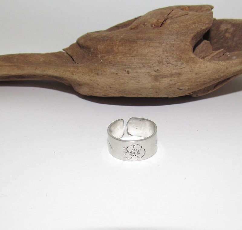 Hibiscus Adjustable stamped ring, flower lover aluminum ring, inspiration rings, adjustable silver ring, stamped jewelry,