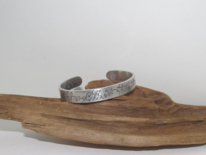 Sterling silver March Birth flower bracelet, stamped jewelry, personalized jewelry, brides maids gifts, nature flower jewelry