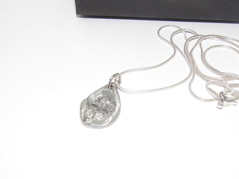 Personalized mom necklace , Pewter charm necklace, rose mothers jewelry , custom hand stamped jewelry gift for grandma, view 4