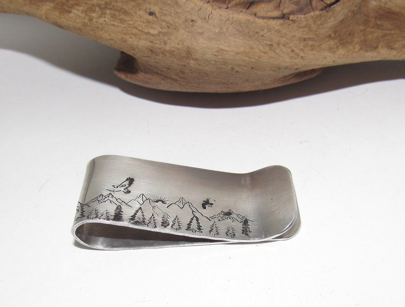 Custom mountain money clip for dad, western horse theme money clip, groomsmen gift, gift for husband, graduation gift for him, view 3