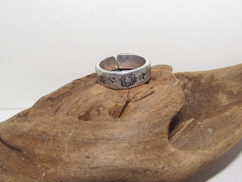 Moon and stars Personalized Adjustable stamped ring, inspiration rings, adjustable silver ring, stamped jewelry, boho moon ring, view 5