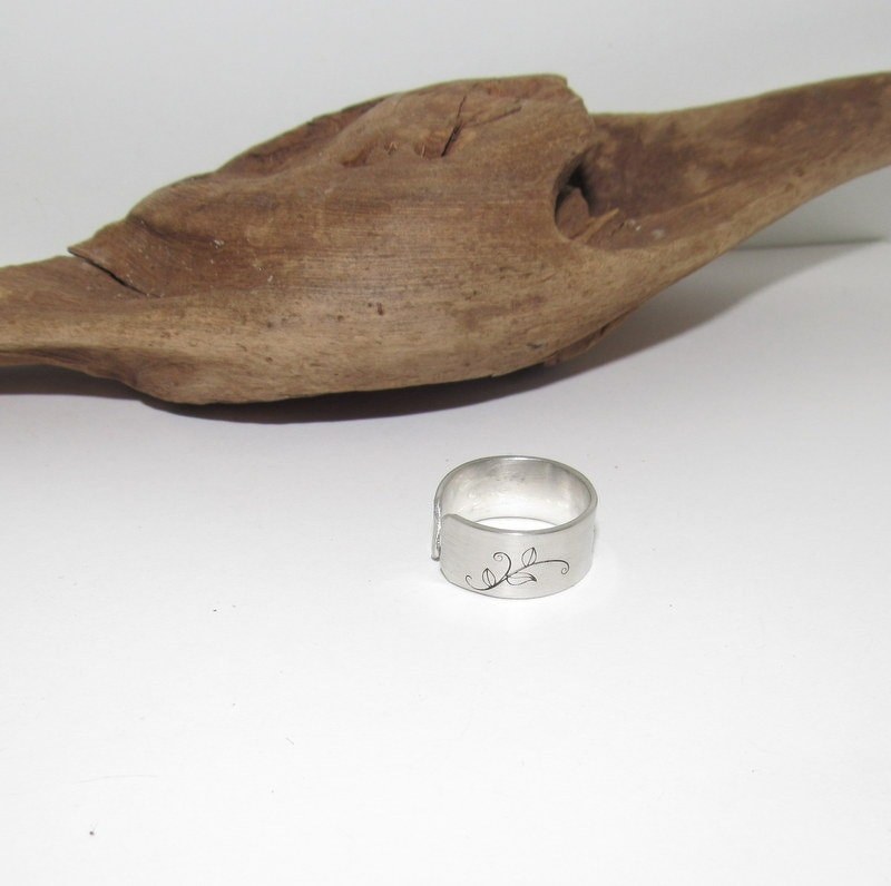 Hibiscus Adjustable stamped ring, flower lover aluminum ring, inspiration rings, adjustable silver ring, stamped jewelry,, view 2