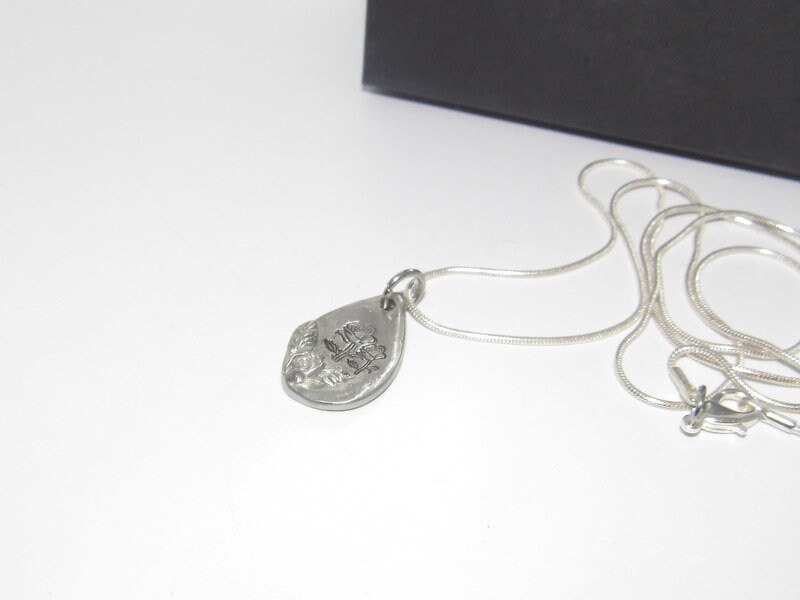 Personalized mom necklace , Pewter charm necklace, rose mothers jewelry , custom hand stamped jewelry gift for grandma, view 5