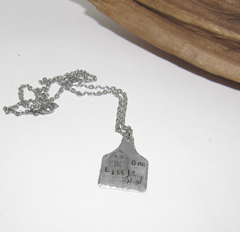 Life on the farm Barn yard piggy necklace , personalized necklace pendant, piggy necklace, western jewelry for her, pendant necklace, view 6