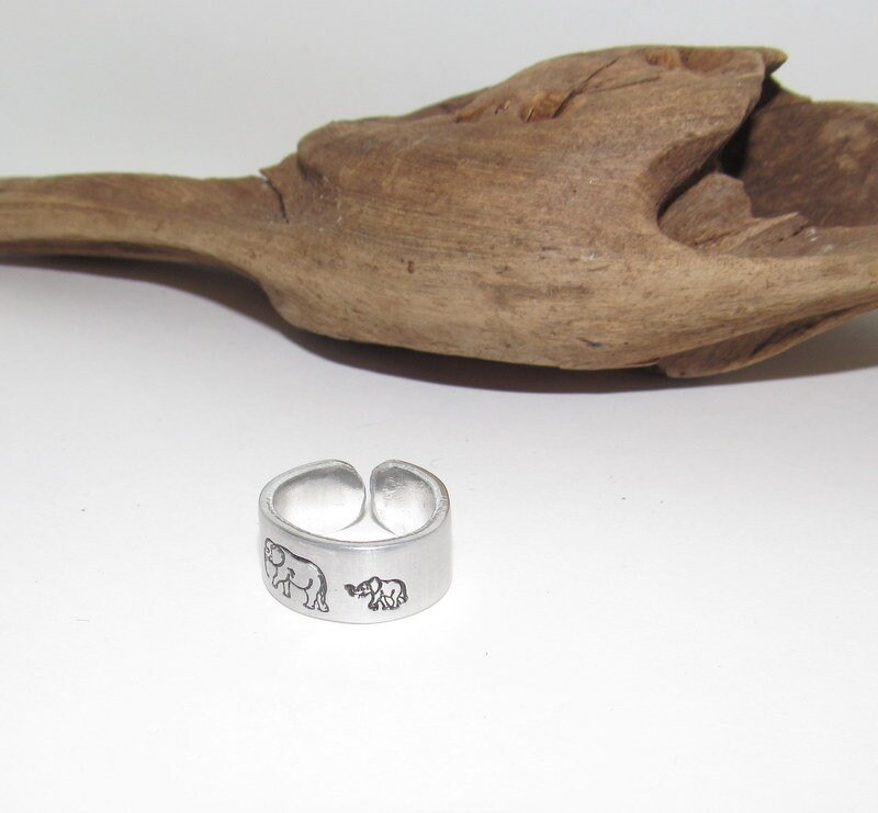 Momma elephants Adjustable stamped ring, baby elephants love aluminum ring, inspiration rings, adjustable silver ring, stamped jewelry,, view 2