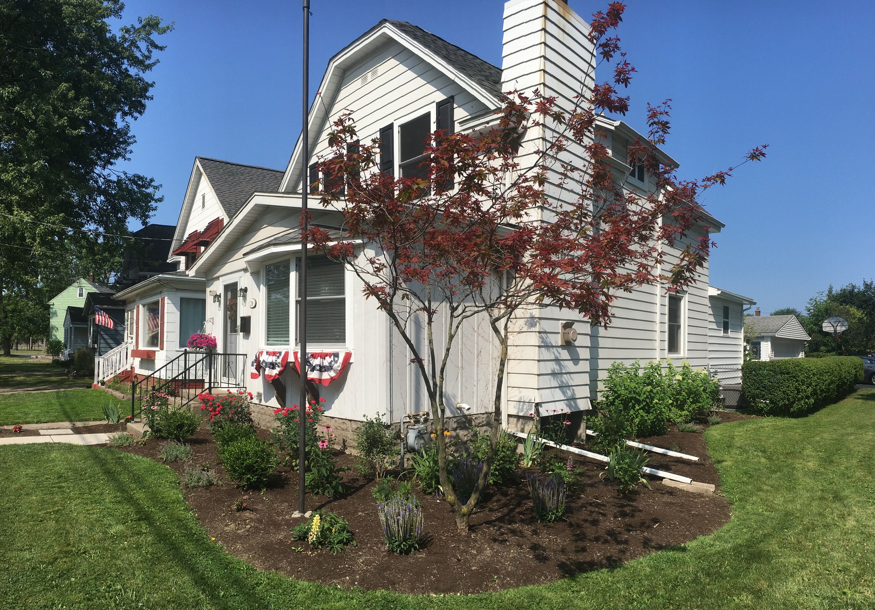 Rosewood Cottage Gardens in North Tonawanda