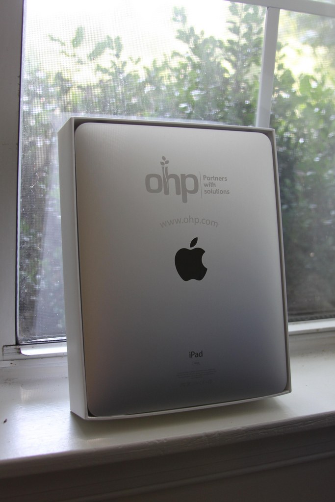 Branding: Engrave an iPad