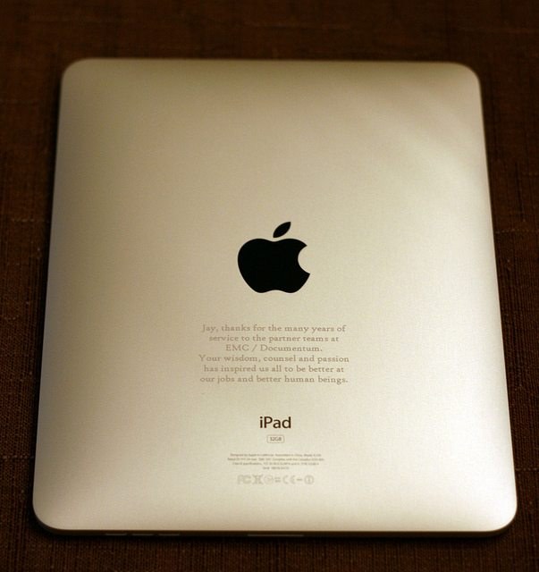 Personalized Inscription iPad