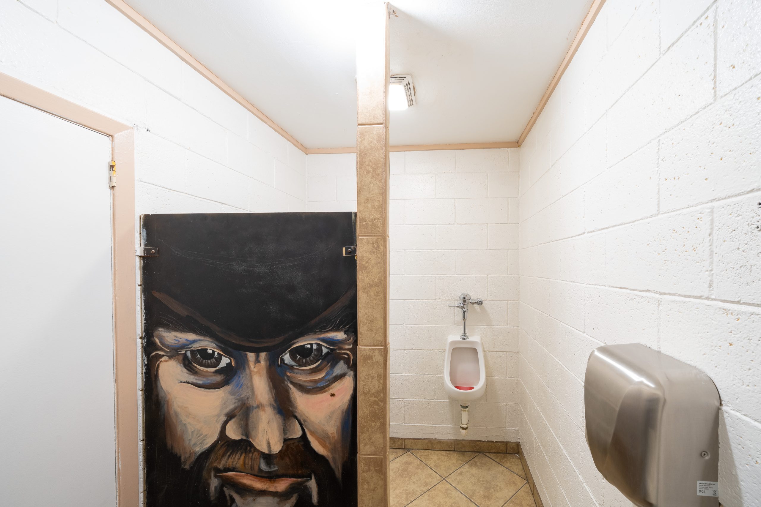 Uncle Bill’s Bar, property photo 2