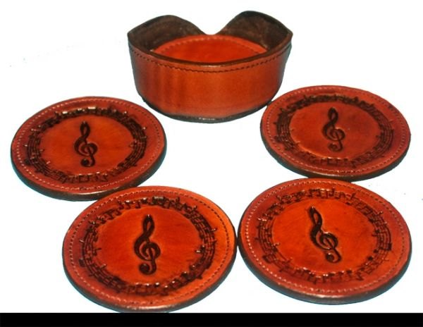 COASTERS LEATHER WITH MUSIC TREBLE CLEF AND FULLY SEWED CASE 4 OR 6 COASTERS