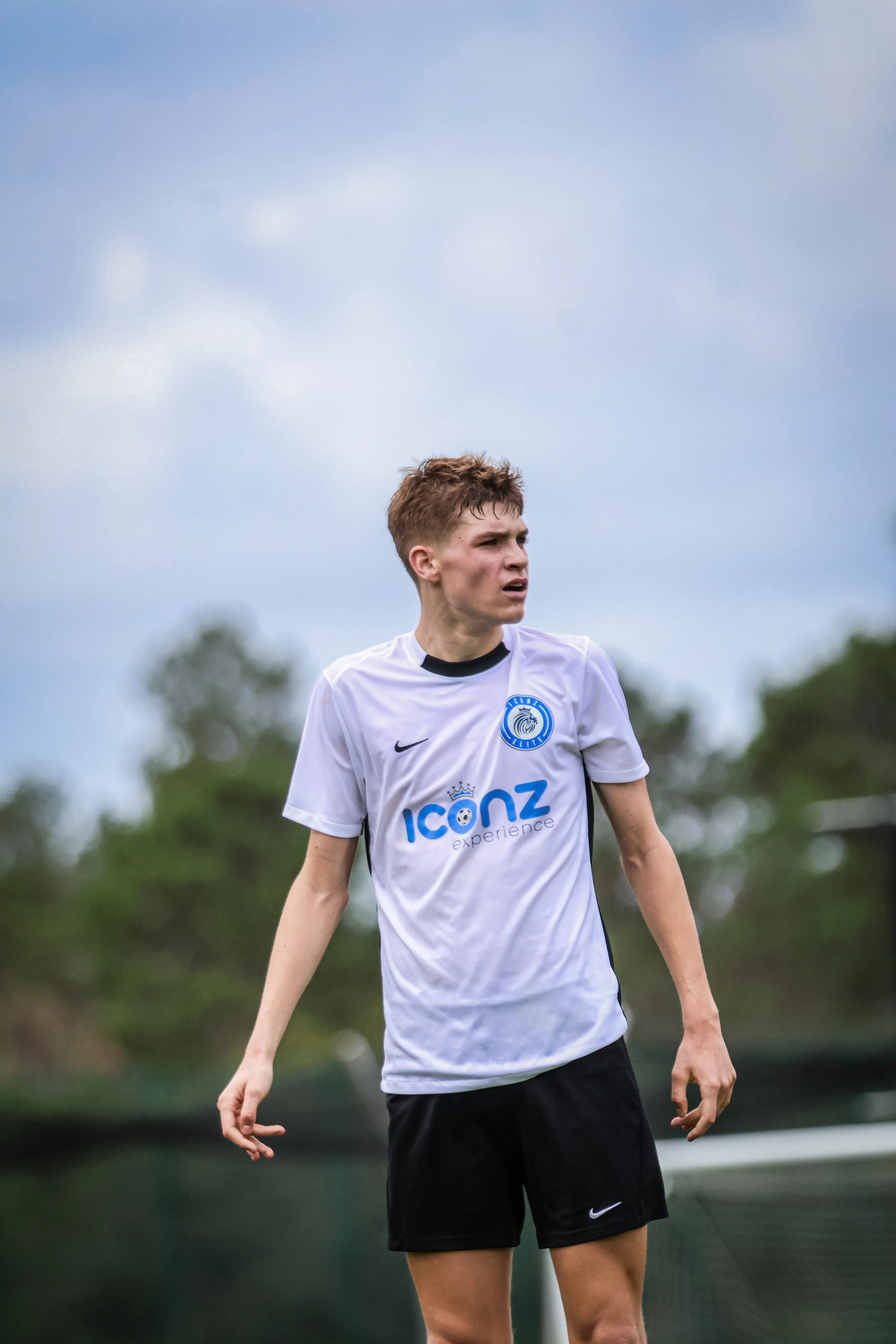 Youth soccer players learning in an Iconz Elite session