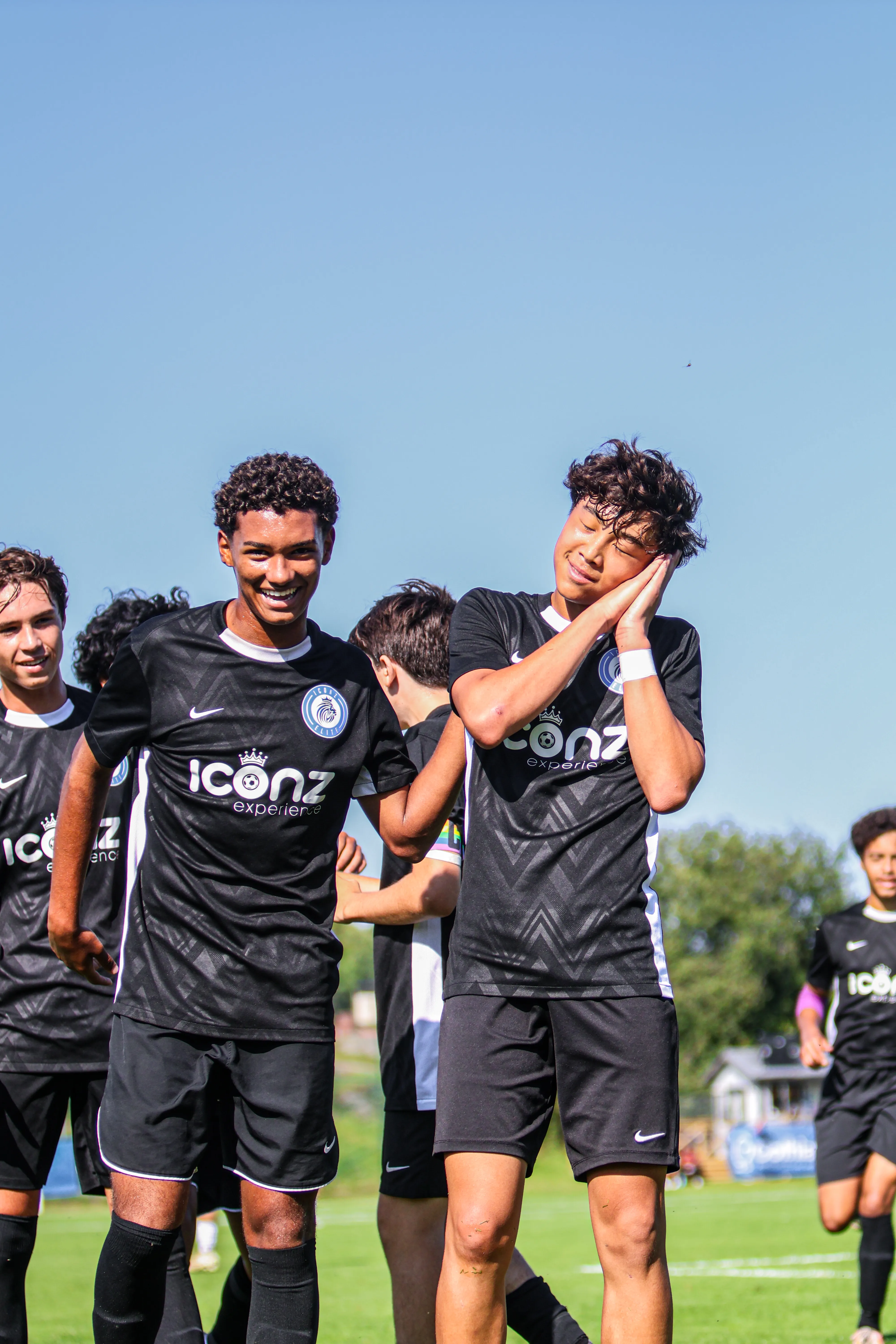 Iconz Elite player working through a training drill
