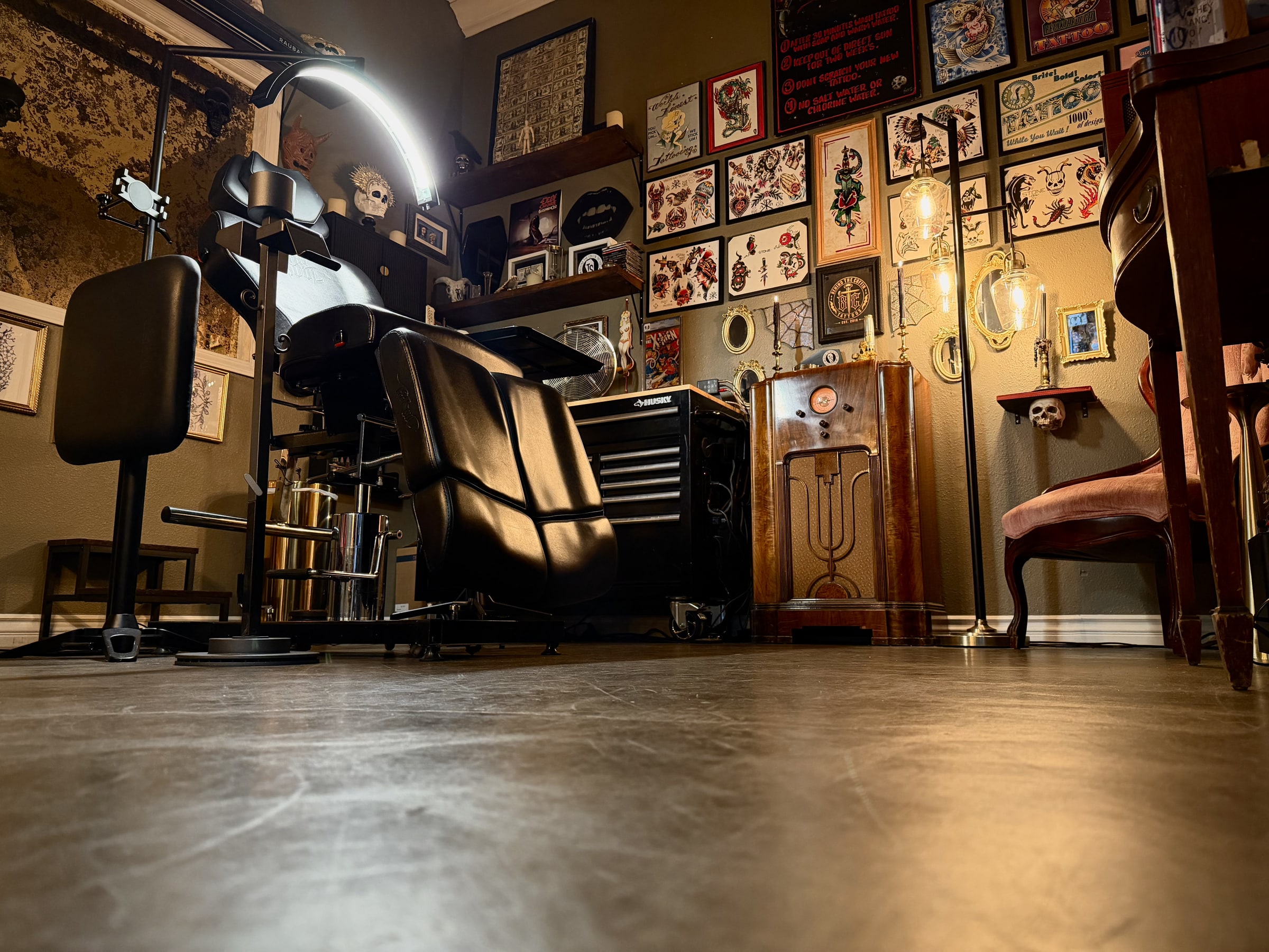 Tattoo chair in Behind the Coffin Tattoos private studio
