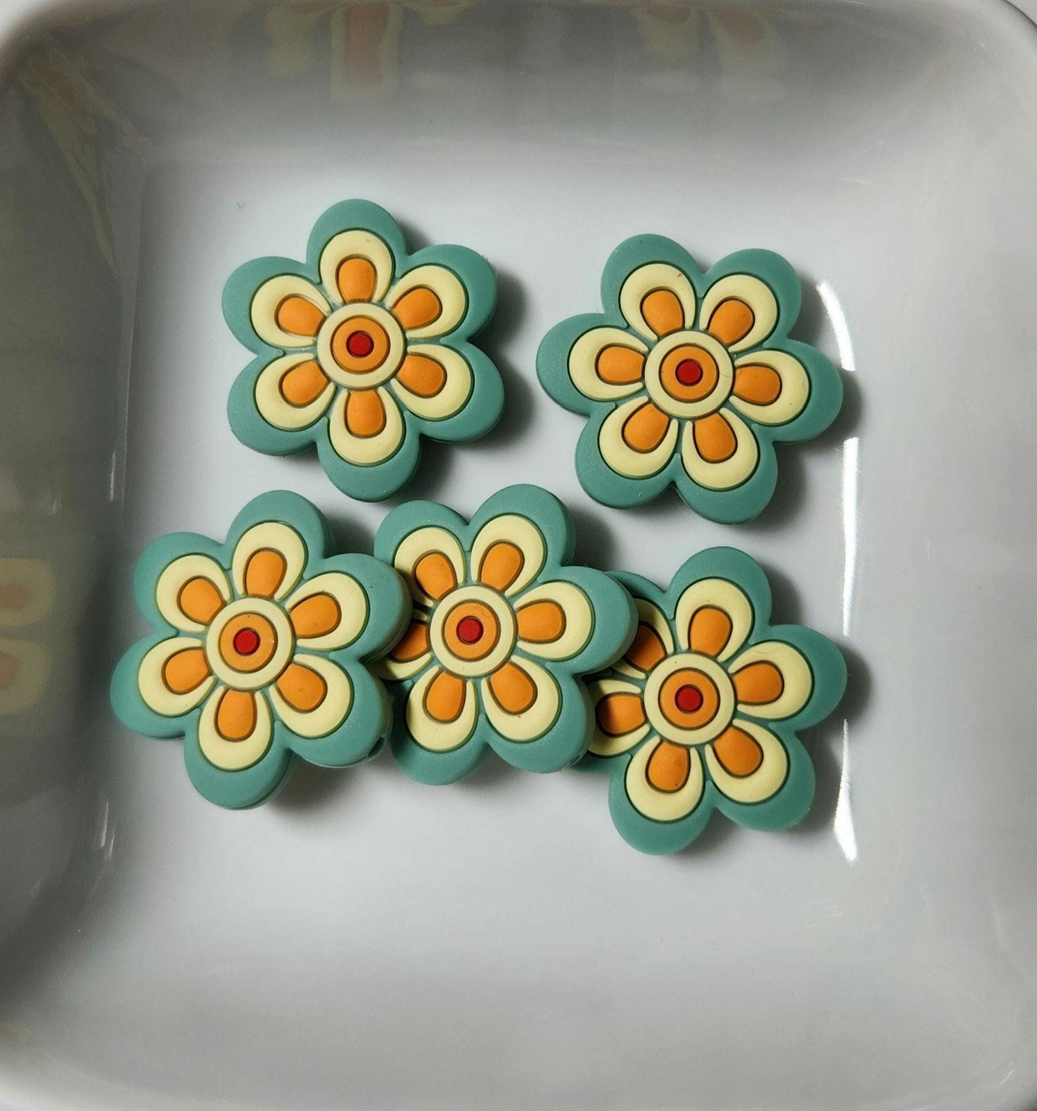 Flower Silicone focal beads, photo 2