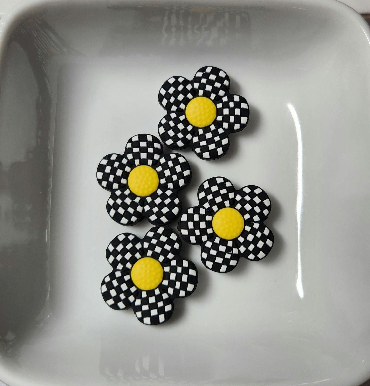 Flower Silicone focal beads, photo 5