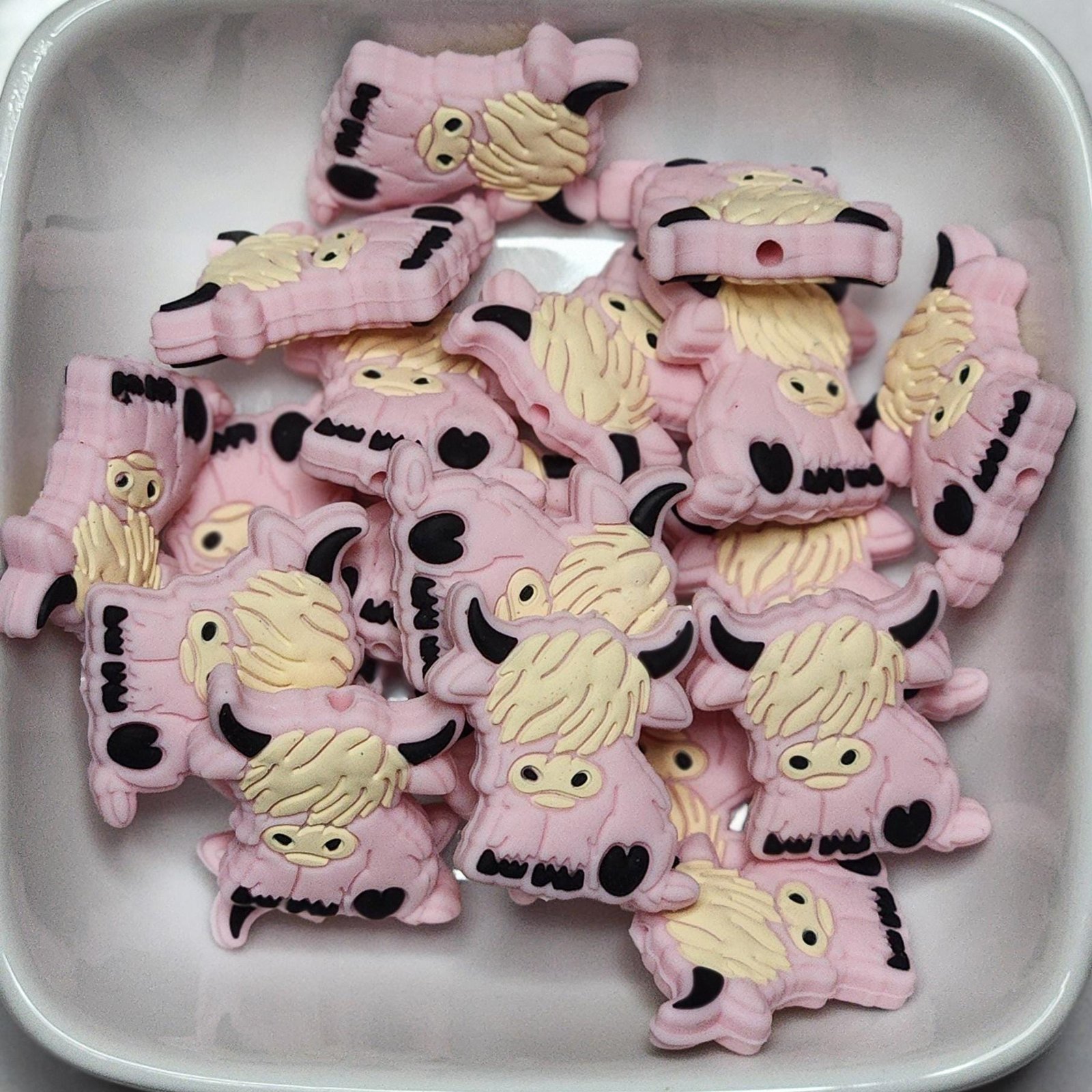 Highland Cow Silicone focal beads, photo 2
