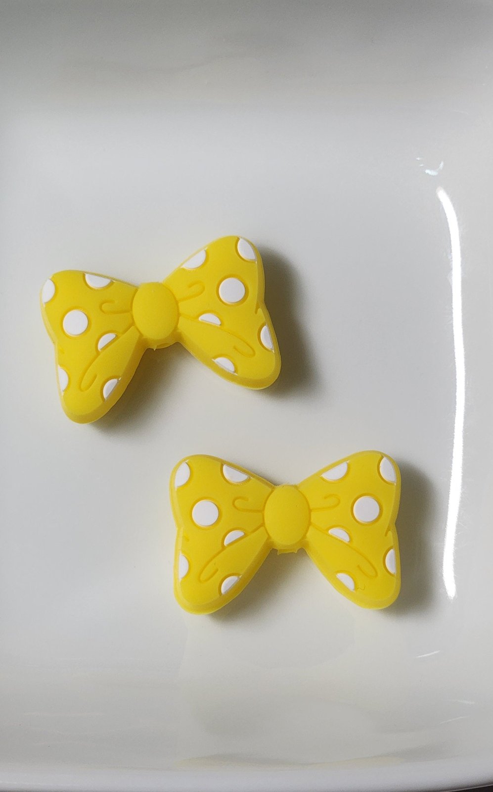 Bow Silicone focal beads, photo 5