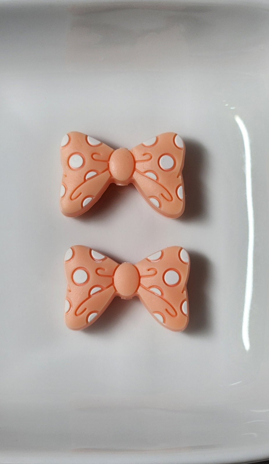 Bow Silicone focal beads, photo 9