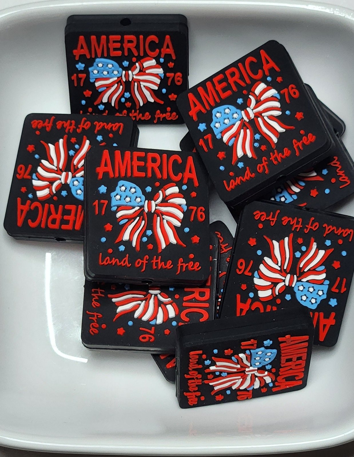 Patriotic Themed Silicone focal beads, photo 4