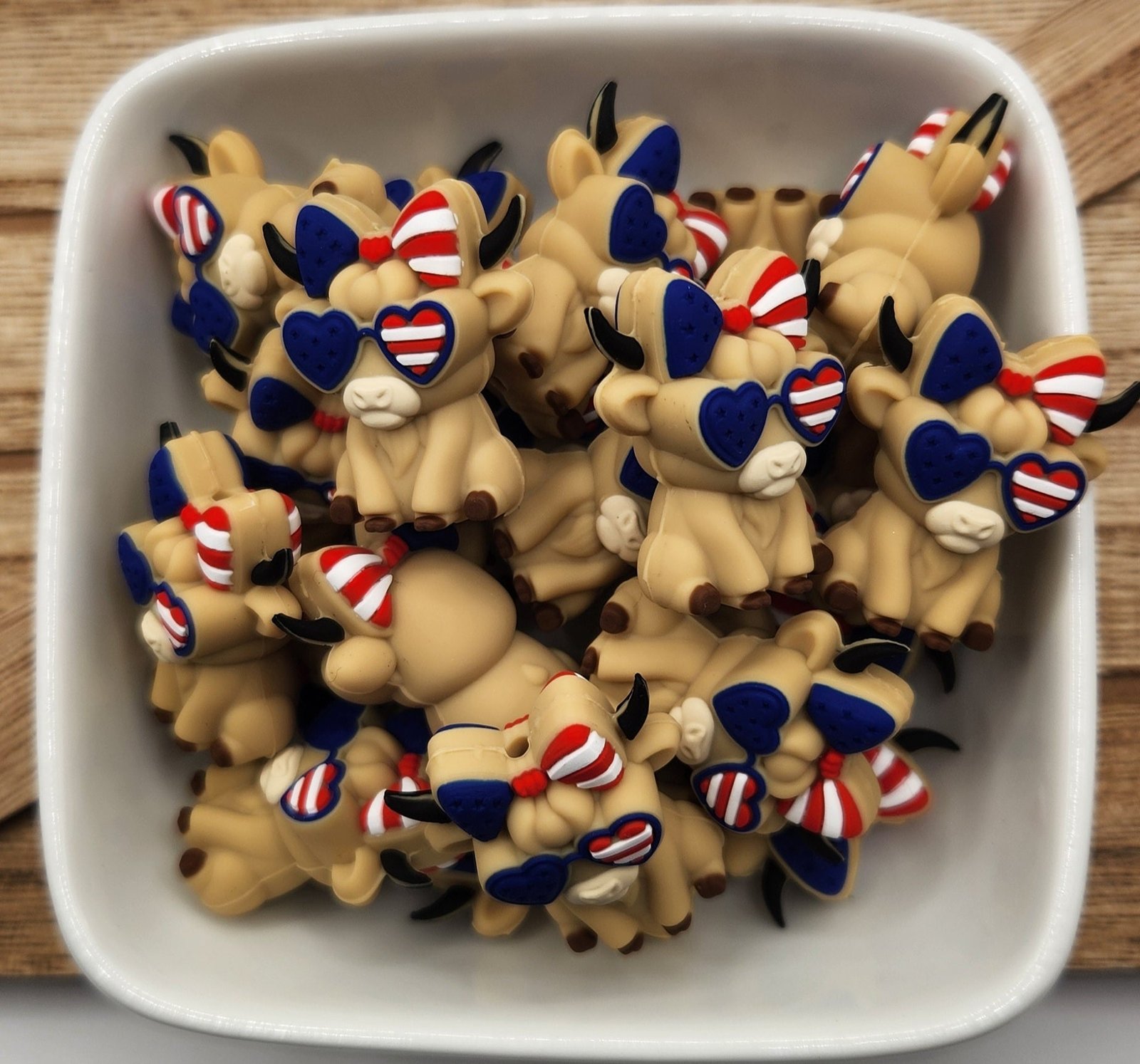 Patriotic Themed Silicone focal beads, photo 12