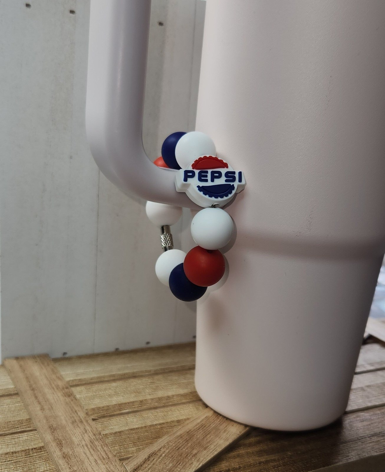 Blue and Red Cola silicone beaded tumbler cup charm, photo 6
