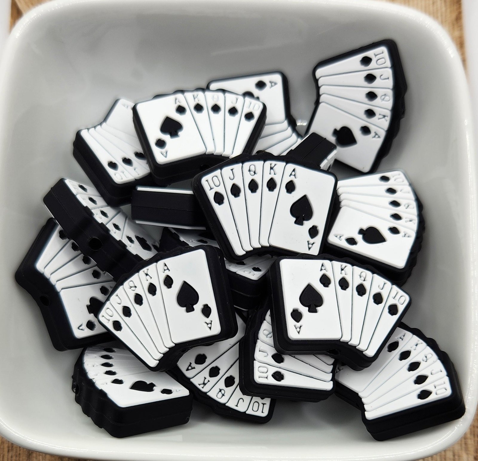 Playing Cards Silicone focal bead, photo 2