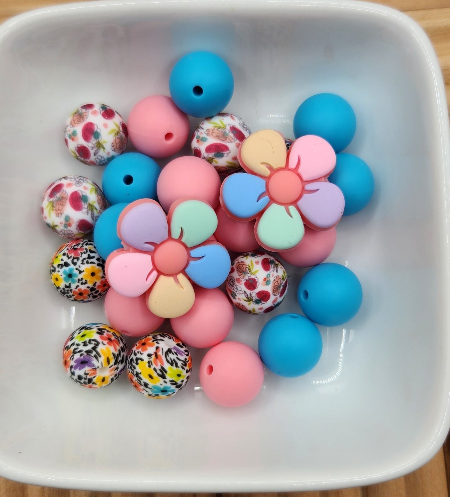 15 mm Silicone Bead Mixed Bags 30-60 beads, some focals, photo 15