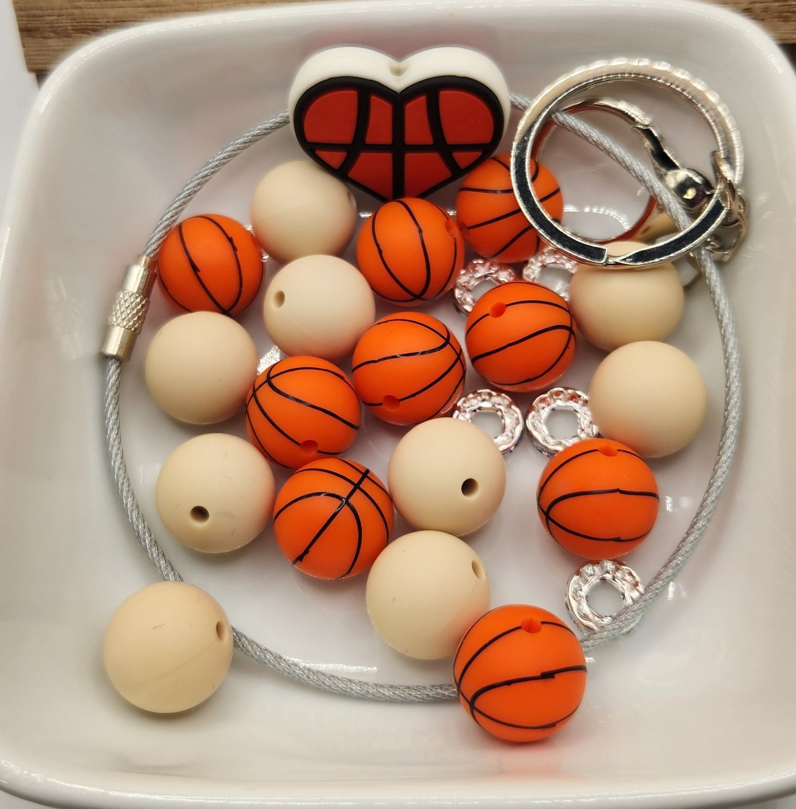 DIY 10 inch Wristlet Kit, photo 4