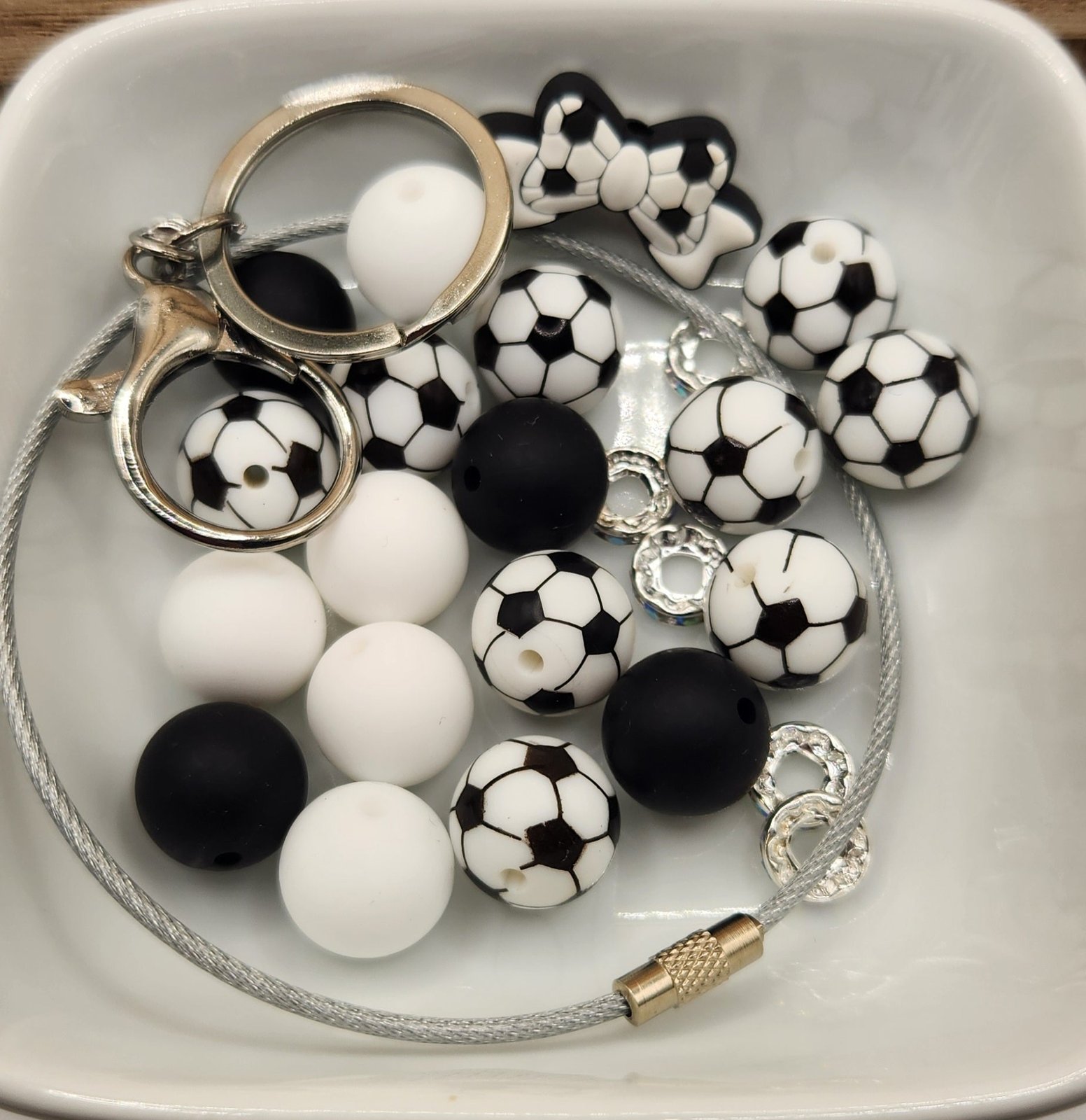 DIY 10 inch Wristlet Kit, photo 8