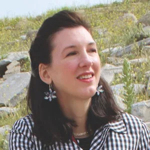 Kyra Teis illustrator photo