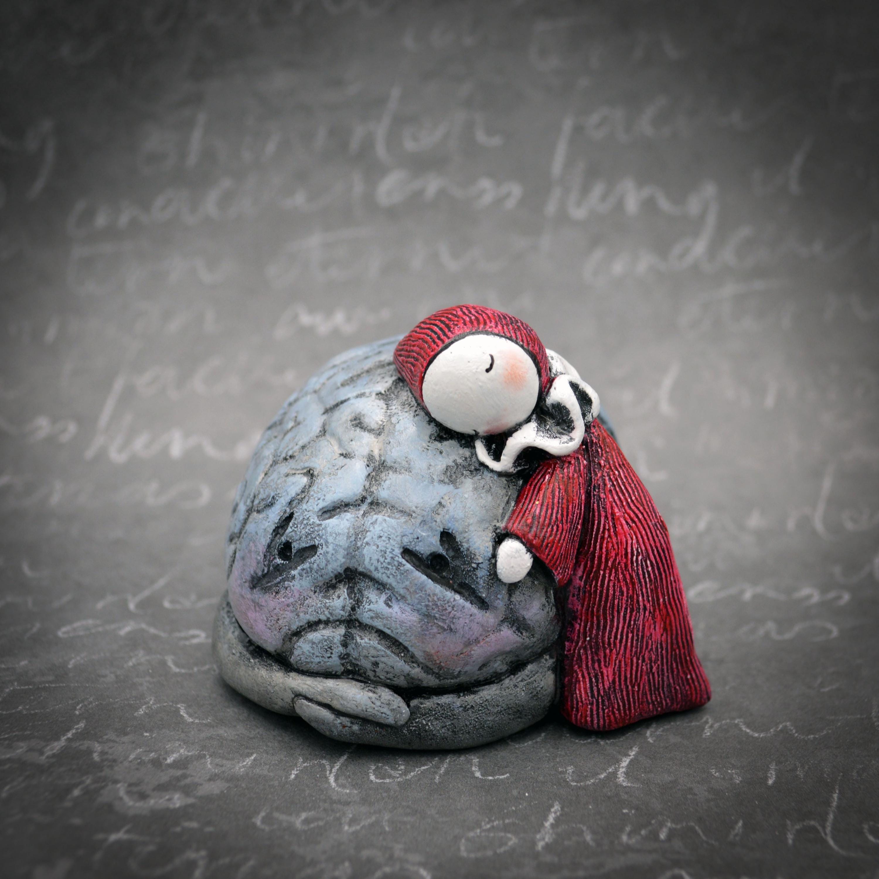 Brainy Day Blues - Poppet and Brain sculpture